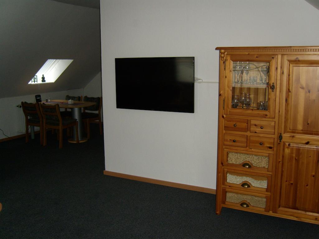 Ferienwohnung Лайхлинген Стая снимка